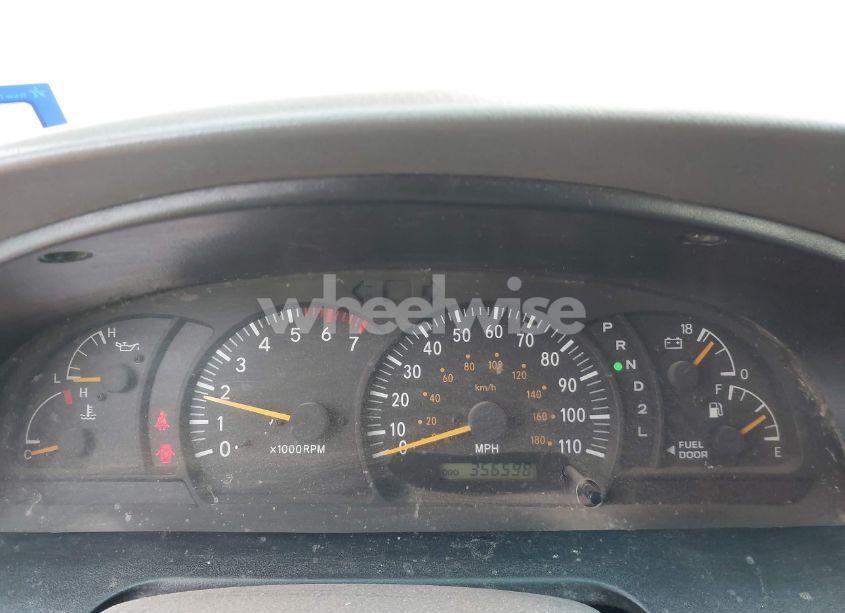 Photo 7 of 2003 Toyota Tundra SR5 V8 (VIN 5TBBT44193S423163)