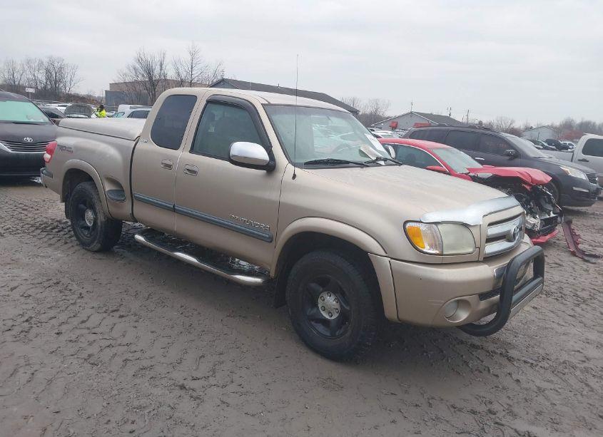 2003 Toyota Tundra SR5 V8 (VIN 5TBBT44193S437998) main photo