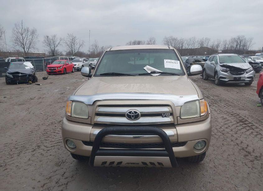 Photo 12 of 2003 Toyota Tundra SR5 V8 (VIN 5TBBT44193S437998)