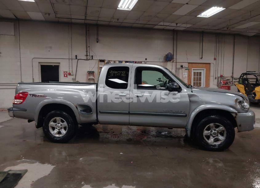 Photo 13 of 2005 Toyota Tundra SR5 V8 (VIN 5TBBT44195S461012)