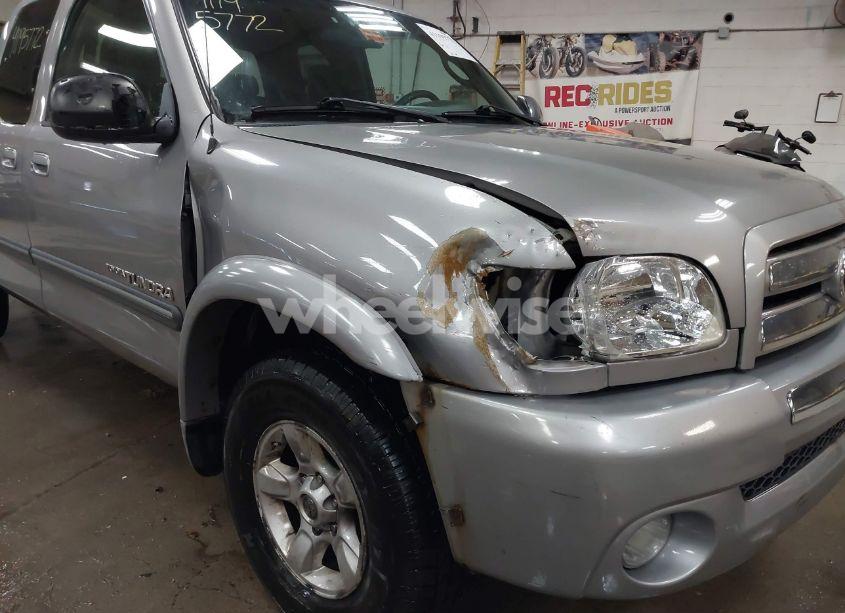 Photo 6 of 2005 Toyota Tundra SR5 V8 (VIN 5TBBT44195S461012)