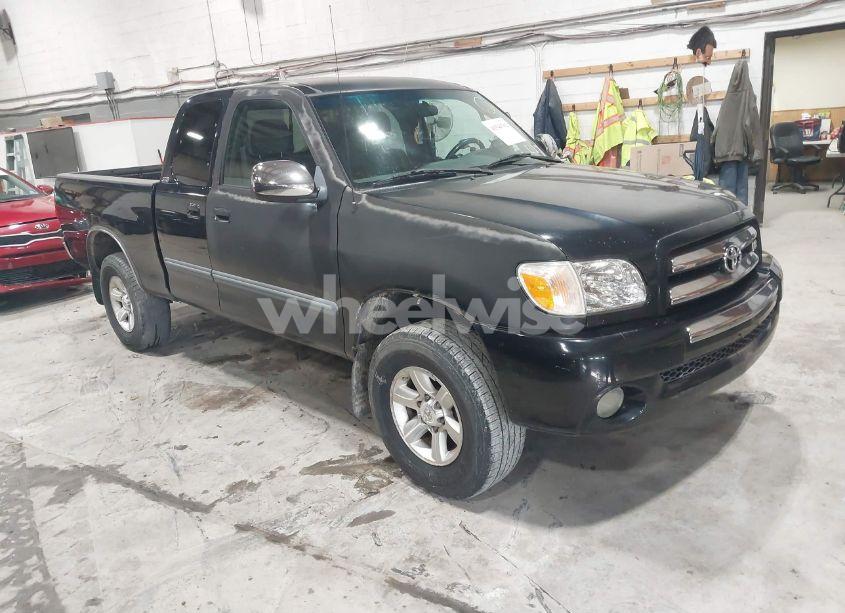 2006 Toyota Tundra SR5 V8 (VIN 5TBBT44196S483688) main photo