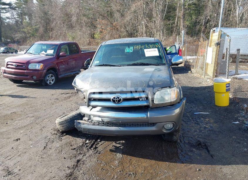 Photo 12 of 2006 Toyota Tundra SR5 V8 (VIN 5TBBT44196S487353)