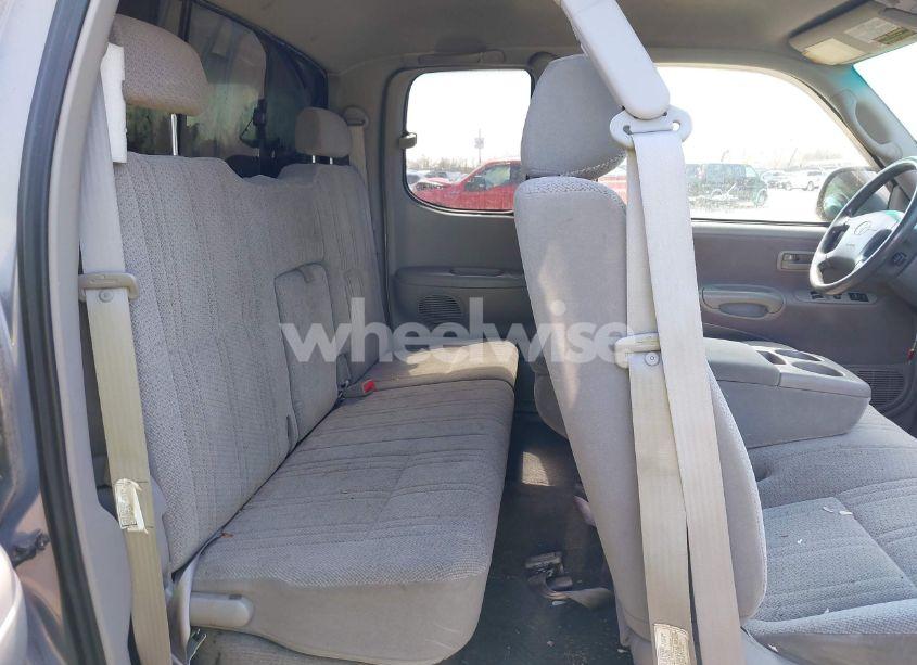 Photo 8 of 2000 Toyota Tundra SR5 V8 (VIN 5TBBT4419YS001062)