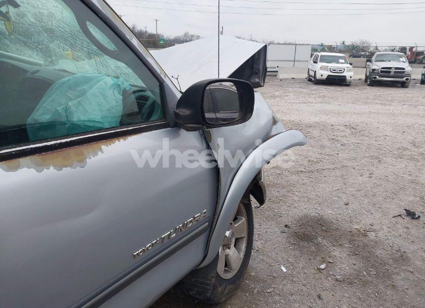 Photo 14 of 2000 Toyota Tundra SR5 V8 (VIN 5TBBT4419YS002339)