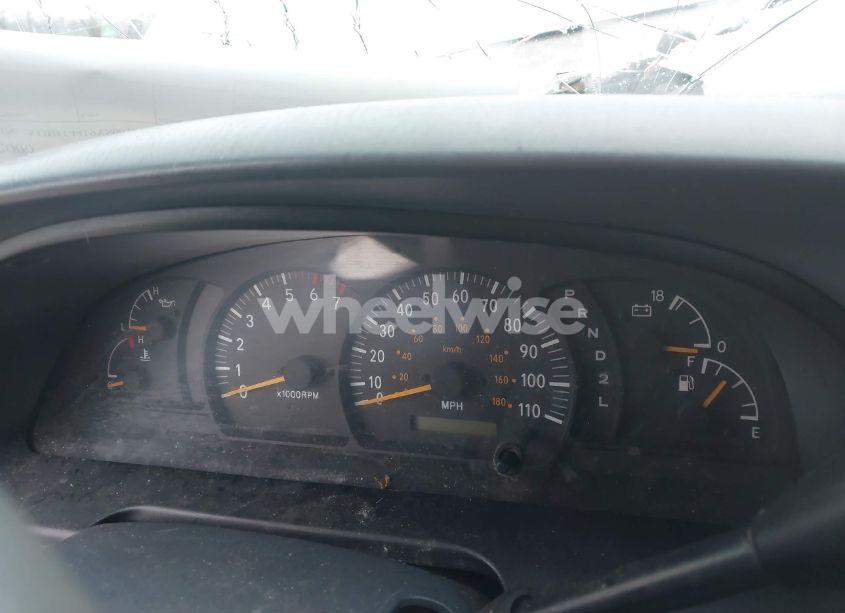 Photo 7 of 2000 Toyota Tundra SR5 V8 (VIN 5TBBT4419YS002339)