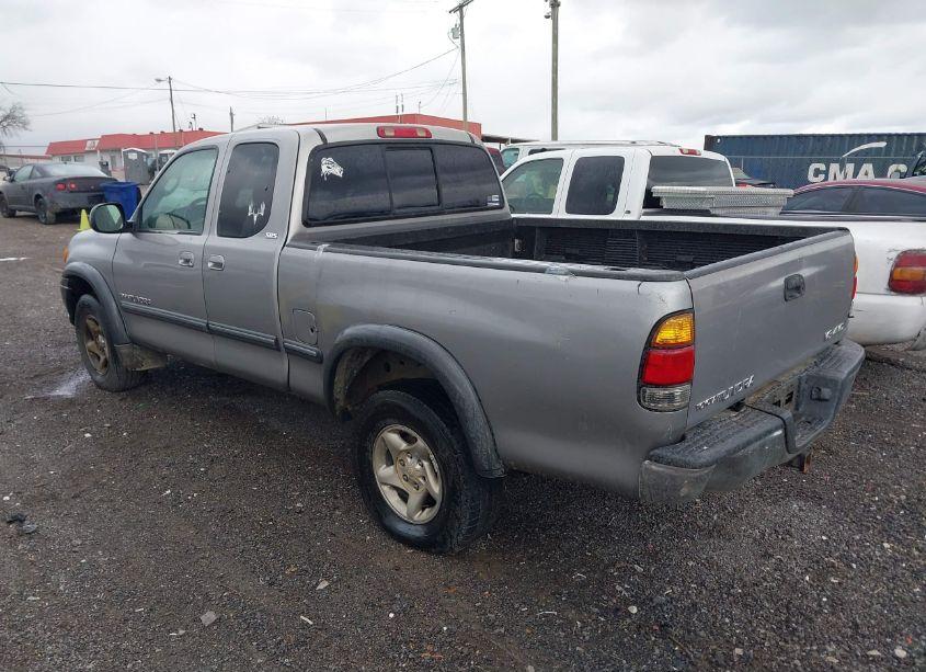 Photo 3 of 2001 Toyota Tundra SR5 V8 (VIN 5TBBT441X1S141336)