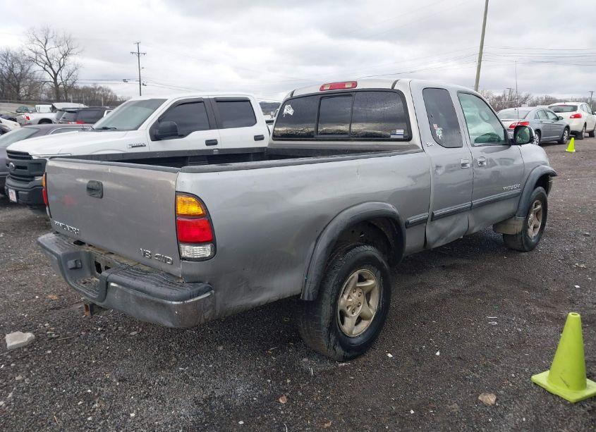 Photo 4 of 2001 Toyota Tundra SR5 V8 (VIN 5TBBT441X1S141336)