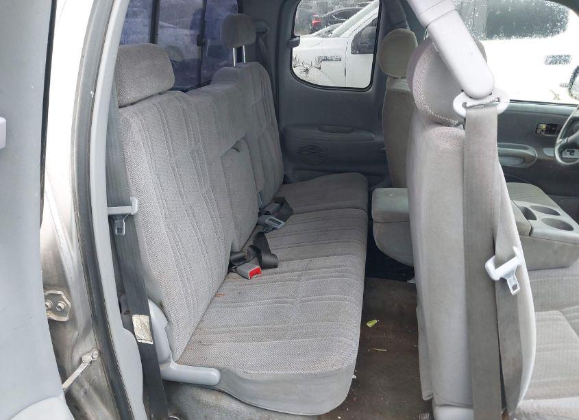 Photo 8 of 2001 Toyota Tundra SR5 V8 (VIN 5TBBT441X1S141336)