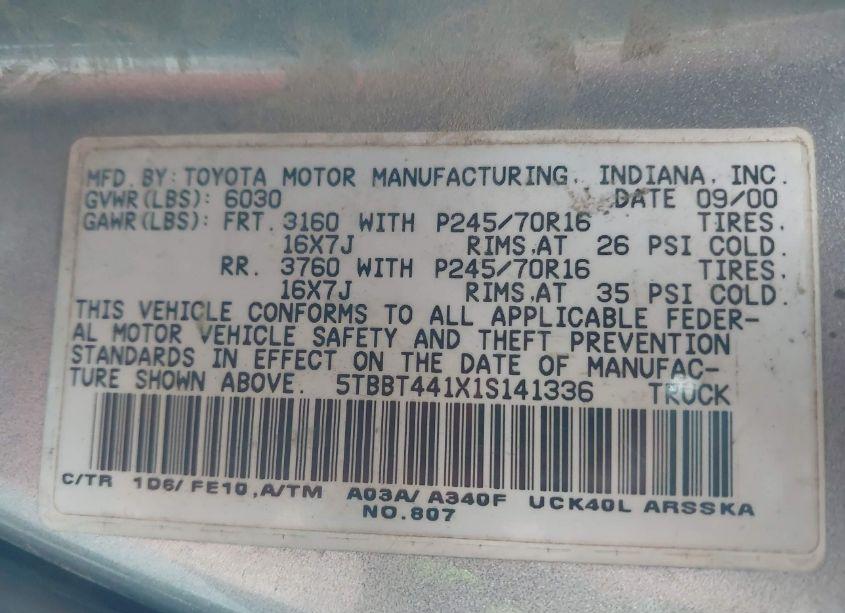 Photo 9 of 2001 Toyota Tundra SR5 V8 (VIN 5TBBT441X1S141336)