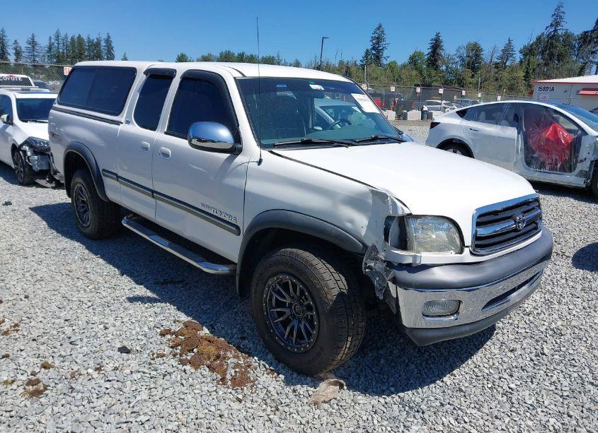 2001 Toyota Tundra SR5 V8 (VIN 5TBBT441X1S164924) main photo