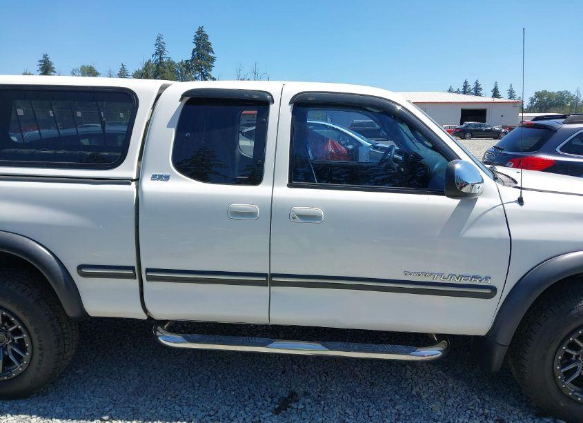 Photo 13 of 2001 Toyota Tundra SR5 V8 (VIN 5TBBT441X1S164924)