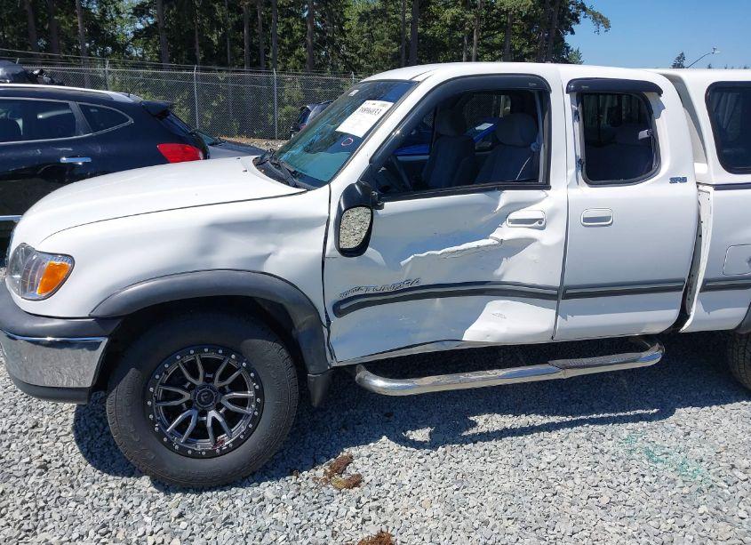 Photo 6 of 2001 Toyota Tundra SR5 V8 (VIN 5TBBT441X1S164924)