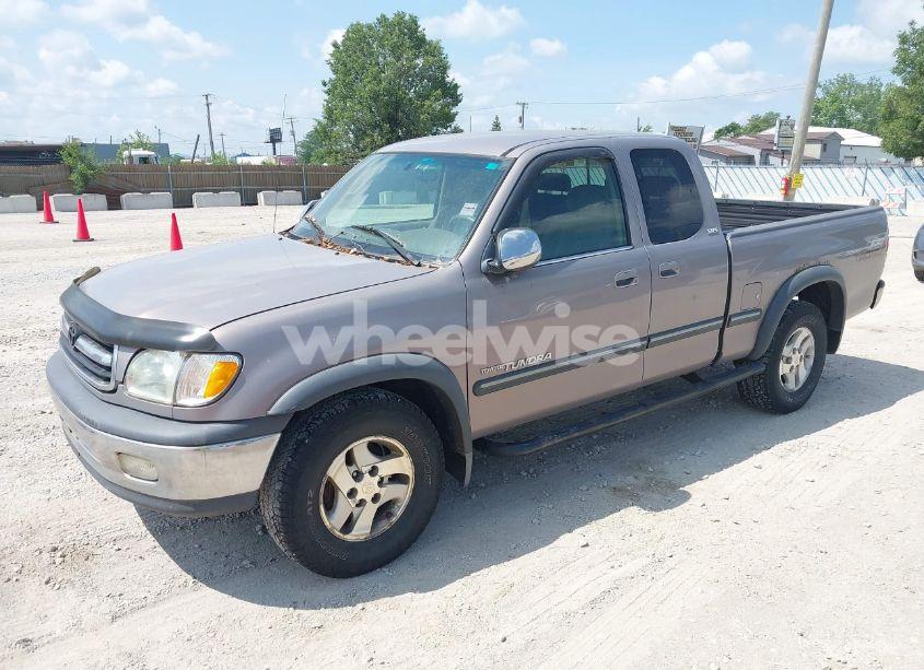 Photo 2 of 2002 Toyota Tundra SR5 V8 (VIN 5TBBT441X2S227960)