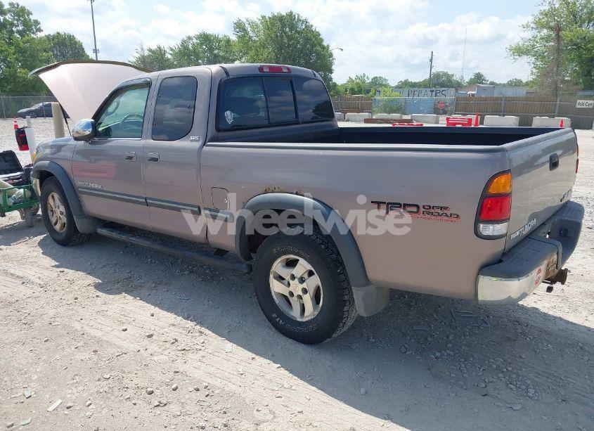 Photo 3 of 2002 Toyota Tundra SR5 V8 (VIN 5TBBT441X2S227960)