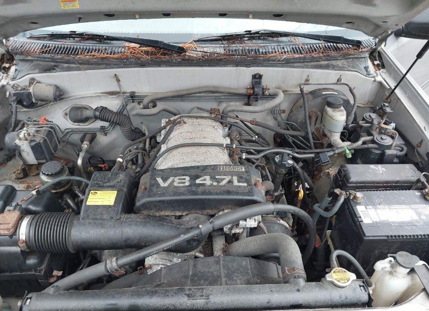 Photo 10 of 2002 Toyota Tundra SR5 V8 (VIN 5TBBT441X2S231510)