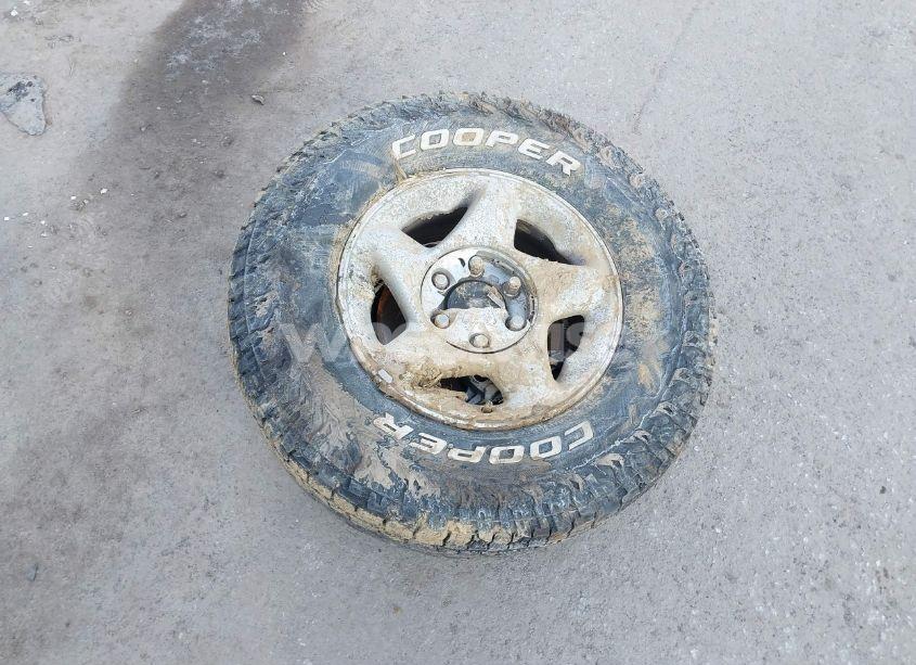 Photo 12 of 2002 Toyota Tundra SR5 V8 (VIN 5TBBT441X2S275233)