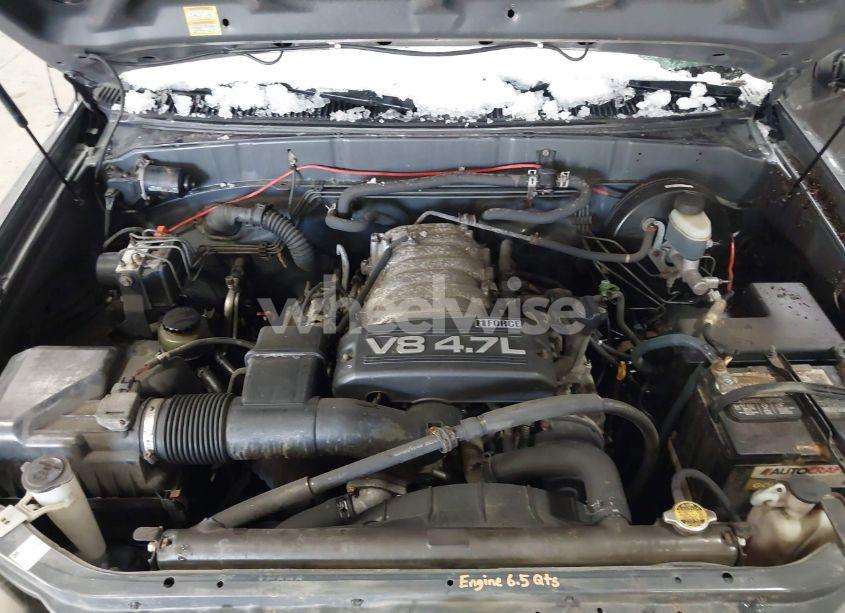 Photo 10 of 2003 Toyota Tundra SR5 V8 (VIN 5TBBT441X3S387290)
