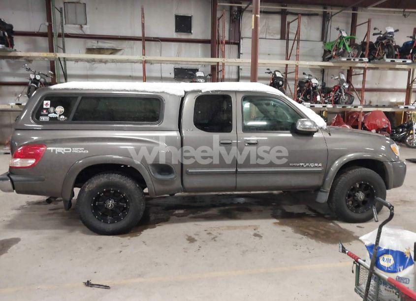 Photo 13 of 2003 Toyota Tundra SR5 V8 (VIN 5TBBT441X3S387290)