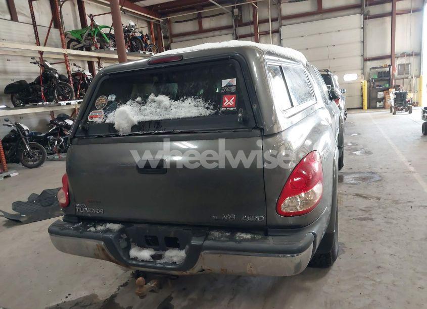 Photo 16 of 2003 Toyota Tundra SR5 V8 (VIN 5TBBT441X3S387290)