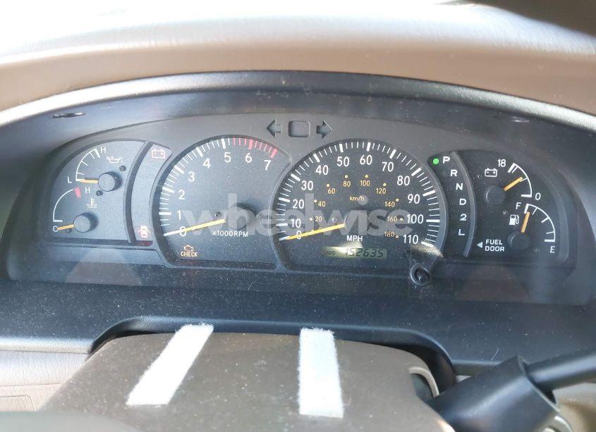 Photo 7 of 2004 Toyota Tundra SR5 V8 (VIN 5TBBT441X4S446386)