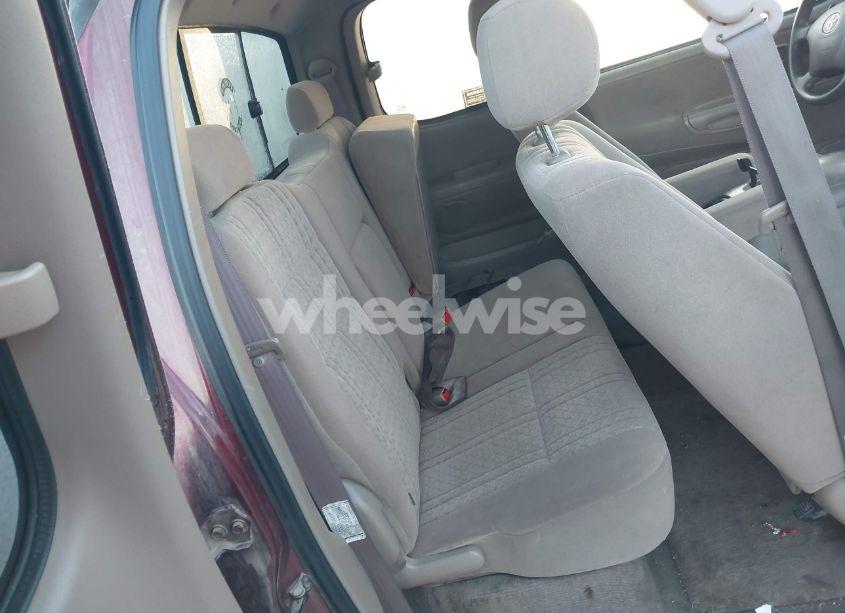 Photo 8 of 2004 Toyota Tundra SR5 V8 (VIN 5TBBT441X4S455783)