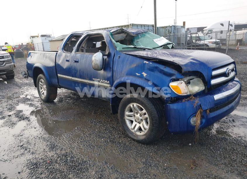 2005 Toyota Tundra SR5 V8 (VIN 5TBBT441X5S466669) main photo
