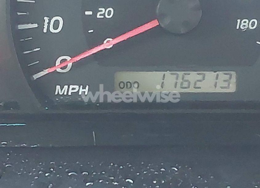 Photo 16 of 2006 Toyota Tundra SR5 V8 (VIN 5TBBT441X6S473946)