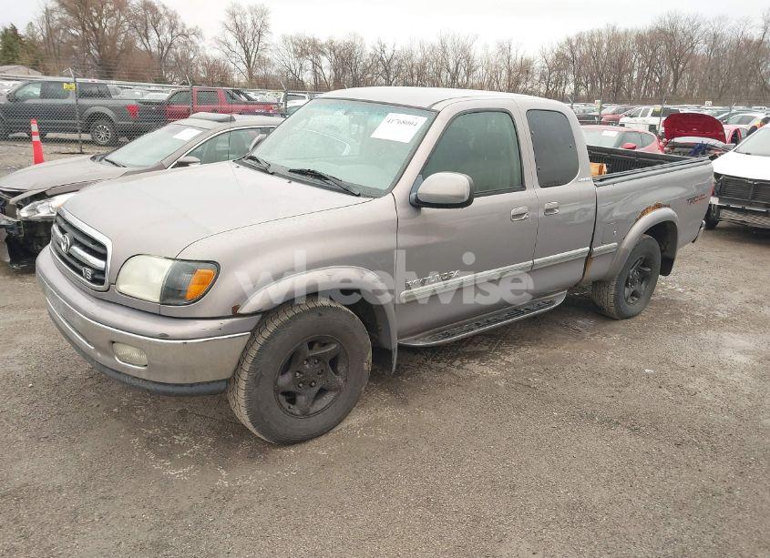 Photo 2 of 2001 Toyota Tundra LTD V8 (VIN 5TBBT48101S136463)