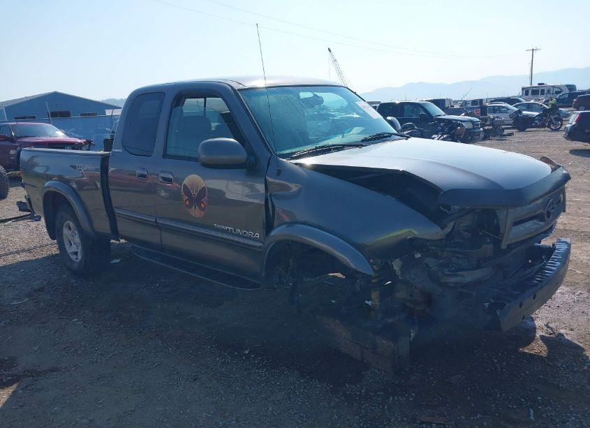 2004 Toyota Tundra LTD V8 (VIN 5TBBT48104S450800) main photo