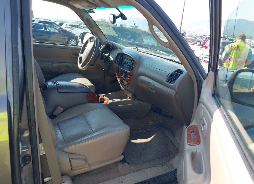 Photo 5 of 2004 Toyota Tundra LTD V8 (VIN 5TBBT48104S450800)