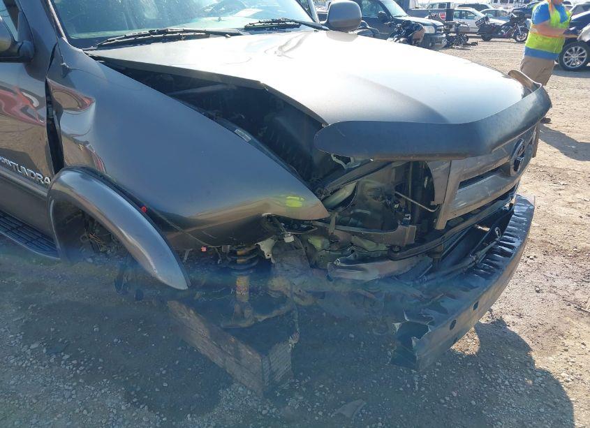 Photo 6 of 2004 Toyota Tundra LTD V8 (VIN 5TBBT48104S450800)