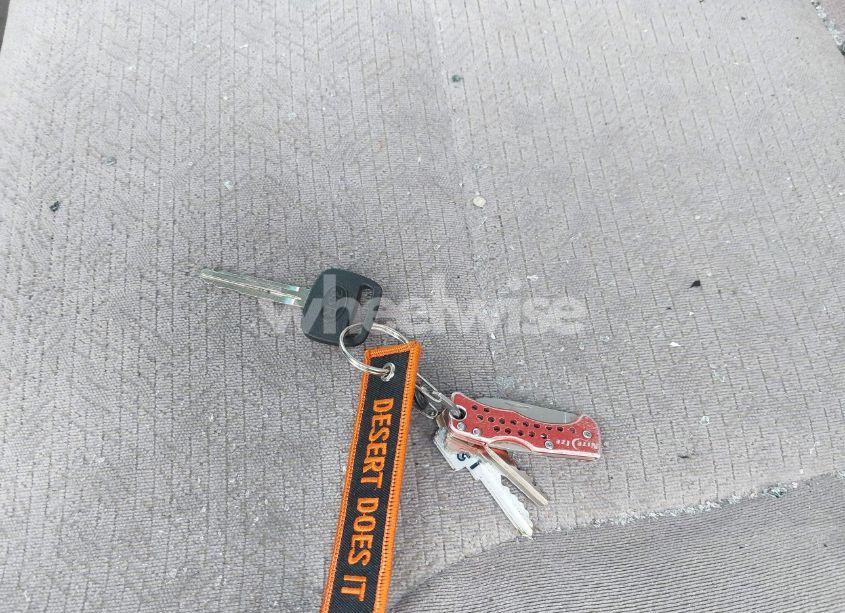 Photo 11 of 2000 Toyota Tundra LTD V8 (VIN 5TBBT4810YS096380)