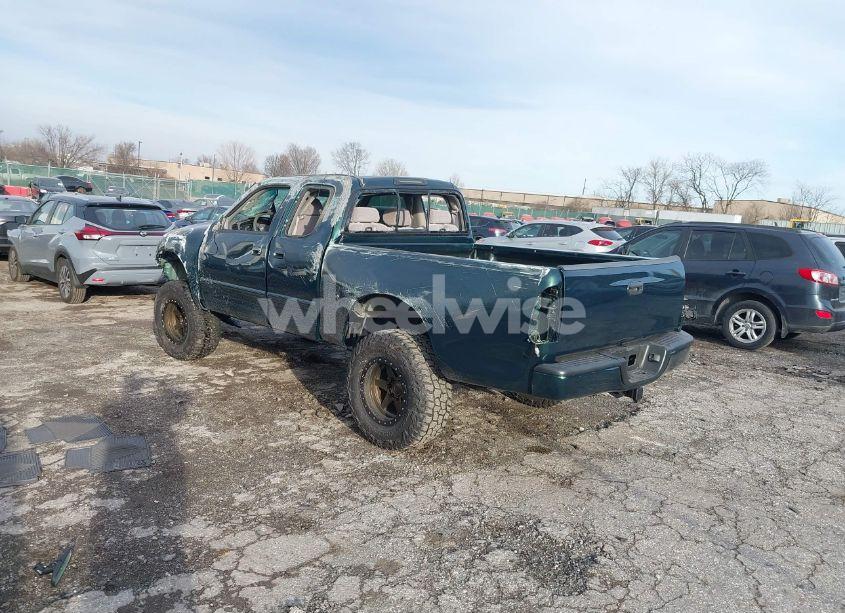 Photo 3 of 2000 Toyota Tundra LTD V8 (VIN 5TBBT4810YS096380)