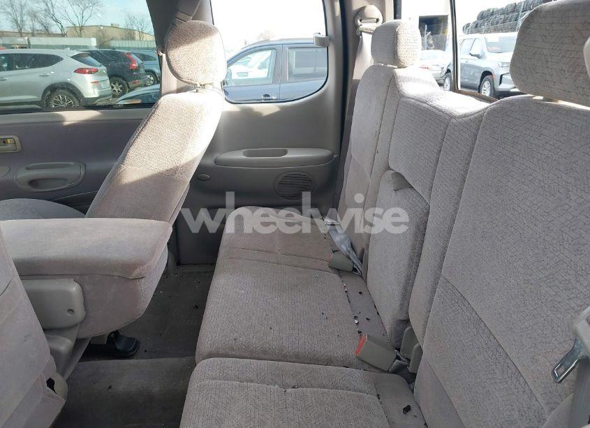 Photo 8 of 2000 Toyota Tundra LTD V8 (VIN 5TBBT4810YS096380)