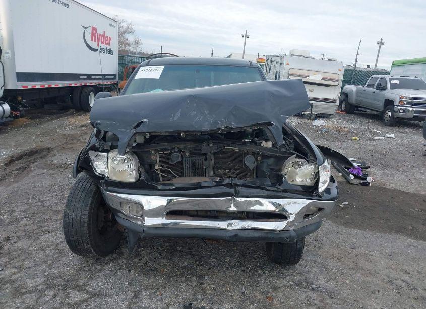 Photo 13 of 2001 Toyota Tundra LTD V8 (VIN 5TBBT48111S141722)