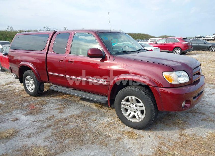 2005 Toyota Tundra LIMITED V8 (VIN 5TBBT48115S464271) main photo