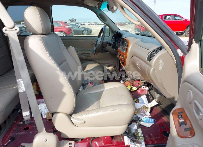 Photo 5 of 2005 Toyota Tundra LIMITED V8 (VIN 5TBBT48115S464271)