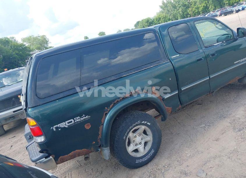 Photo 4 of 2000 Toyota Tundra LTD V8 (VIN 5TBBT4812YS090970)