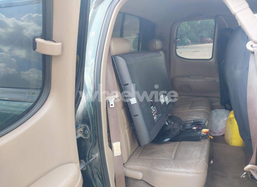 Photo 8 of 2000 Toyota Tundra LTD V8 (VIN 5TBBT4812YS090970)