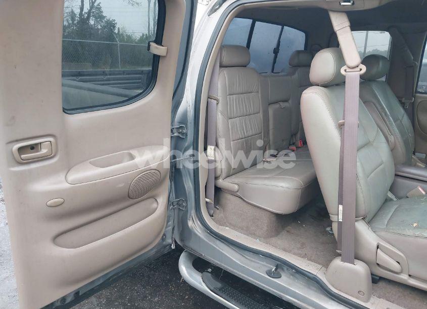 Photo 8 of 2001 Toyota Tundra LTD V8 (VIN 5TBBT48151S220102)