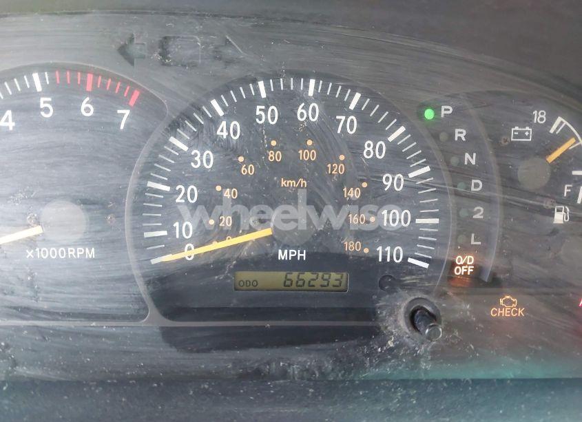 Photo 7 of 2000 Toyota Tundra LTD V8 (VIN 5TBBT4816YS085075)