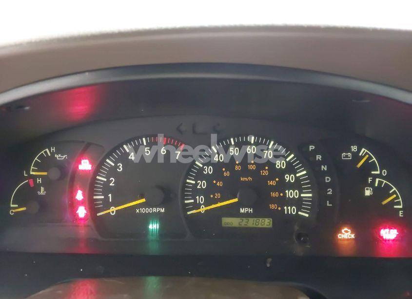 Photo 7 of 2001 Toyota Tundra LTD V8 (VIN 5TBBT48171S167385)