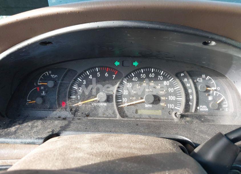 Photo 7 of 2002 Toyota Tundra LTD V8 (VIN 5TBBT48172S230468)