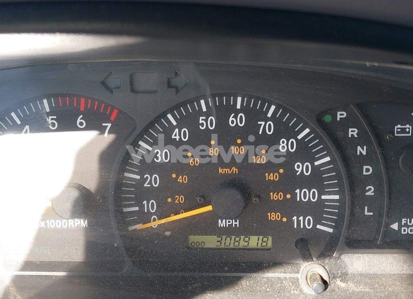 Photo 7 of 2002 Toyota Tundra LTD V8 (VIN 5TBBT48172S248940)