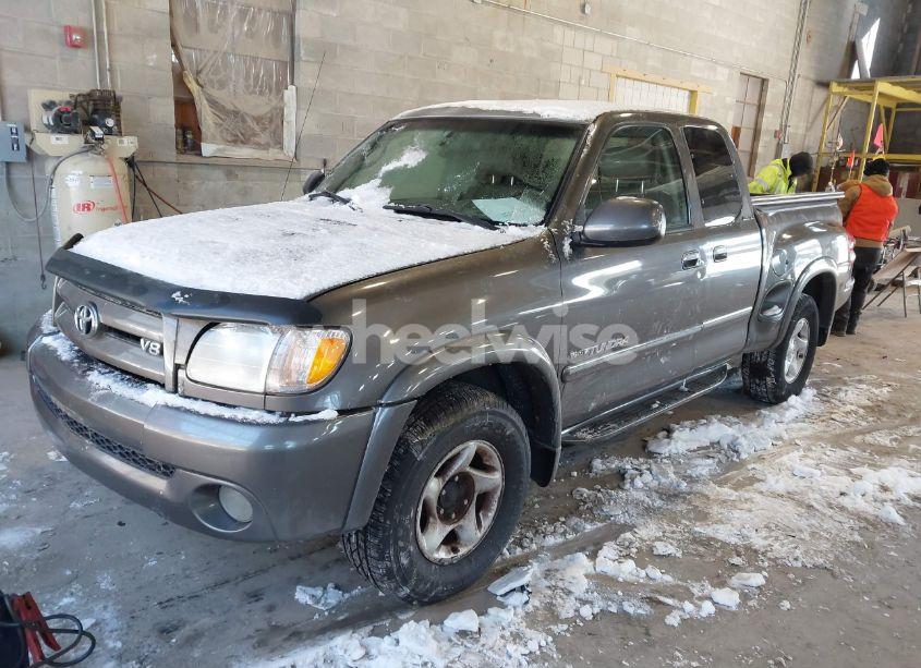 Photo 2 of 2003 Toyota Tundra LIMITED V8 (VIN 5TBBT48173S419798)