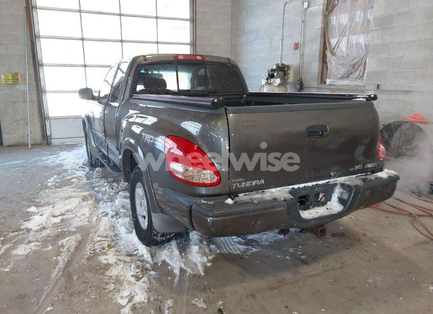 Photo 3 of 2003 Toyota Tundra LIMITED V8 (VIN 5TBBT48173S419798)