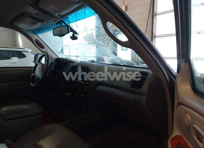 Photo 5 of 2003 Toyota Tundra LIMITED V8 (VIN 5TBBT48173S419798)