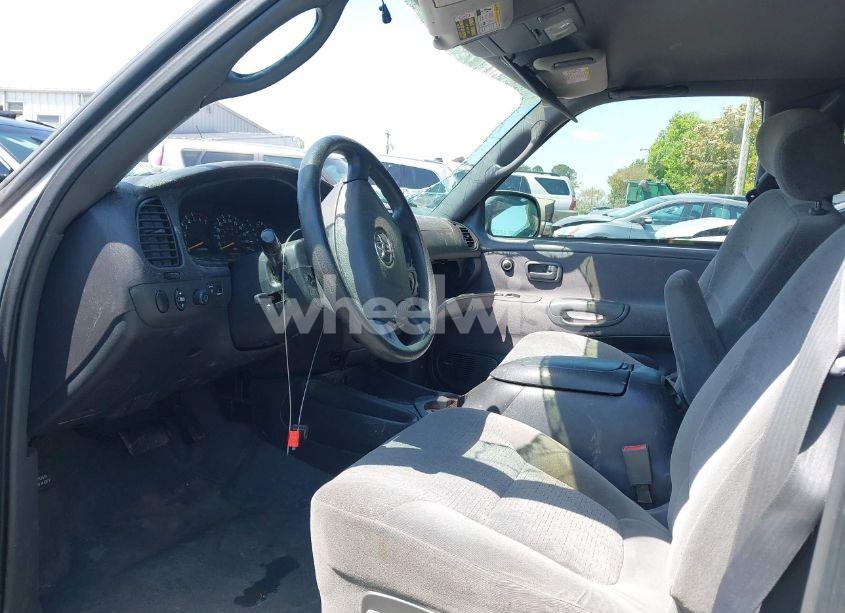 Photo 5 of 2003 Toyota Tundra LIMITED V8 (VIN 5TBBT48173S435712)