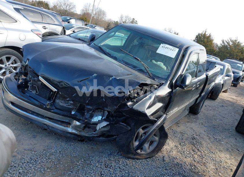 Photo 2 of 2000 Toyota Tundra LTD V8 (VIN 5TBBT4817YS066938)